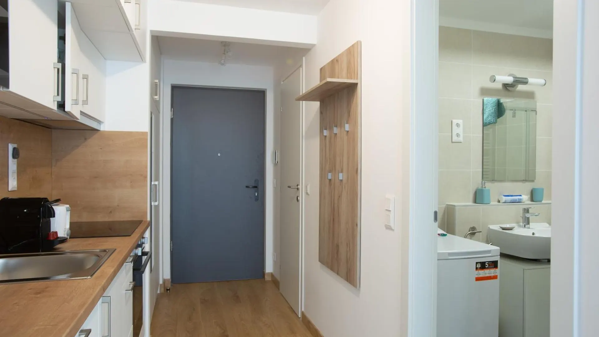Apartment Corvin Cozy In The City Center Budapest